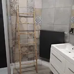 Aux Frais De La Princesse - Citadin 3 Epis Nyaraló Chimay